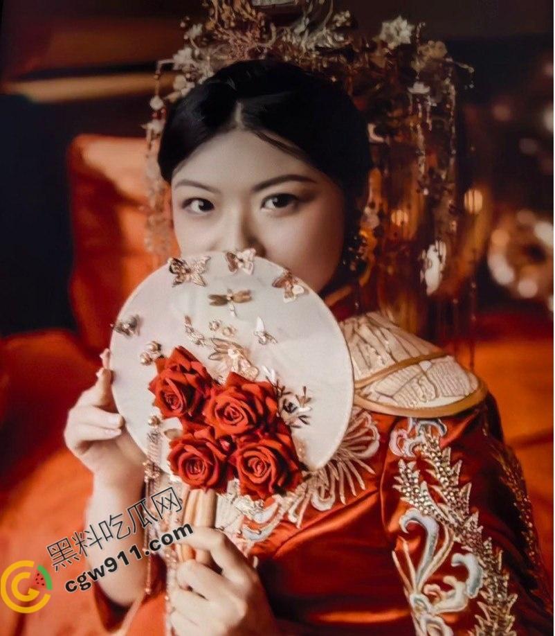 河南新婚夫妻热辣自拍视频泄露！大奶人妻淫水狂喷，骚穴口活绝顶，诱惑不断，让人心动  第4张