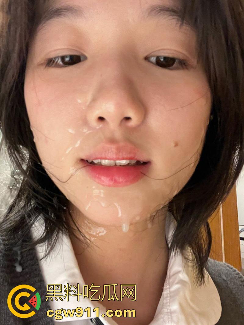 山东职业学院校花美少女【张芊芊】，极品身材学生妹，被后入内射享受快感，宿舍自摸骚叫好痒，勾引金主爸爸！  第3张