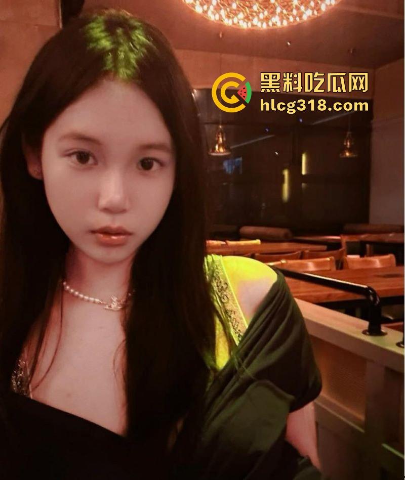 极品反差尤物【陈丽颖】裸聊视频曝光！高颜值巨乳学妹玩网调，接受各种挑逗指令，揉奶到自慰淫靡不堪！  第2张