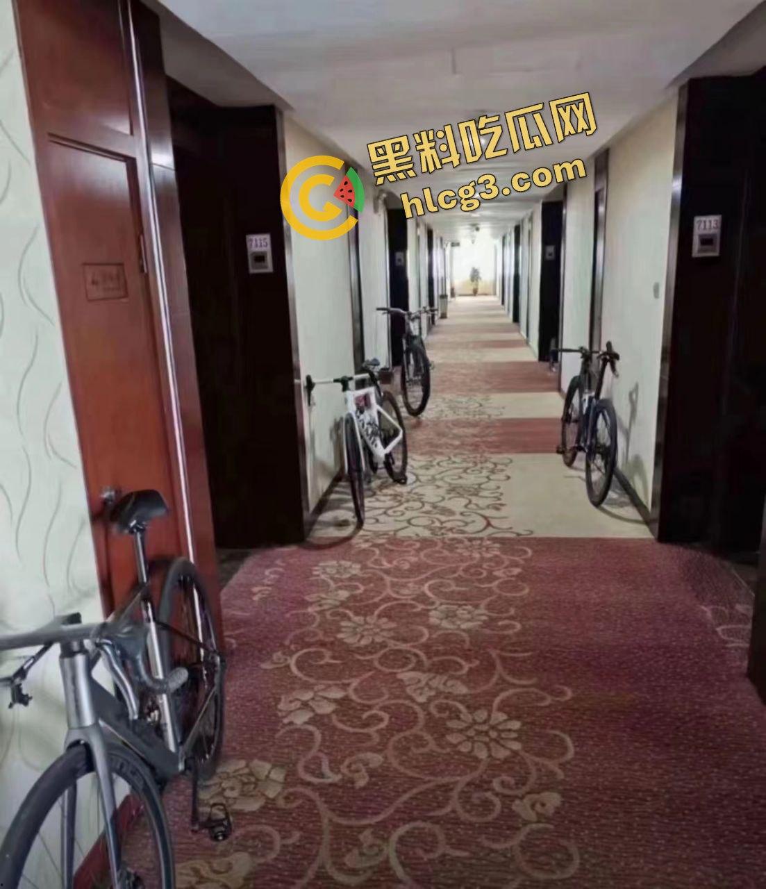 骑行圈淫乱事件！农家乐组织骑行爱好者 一男一女一房间住宿 鸡动即可行动！  第8张