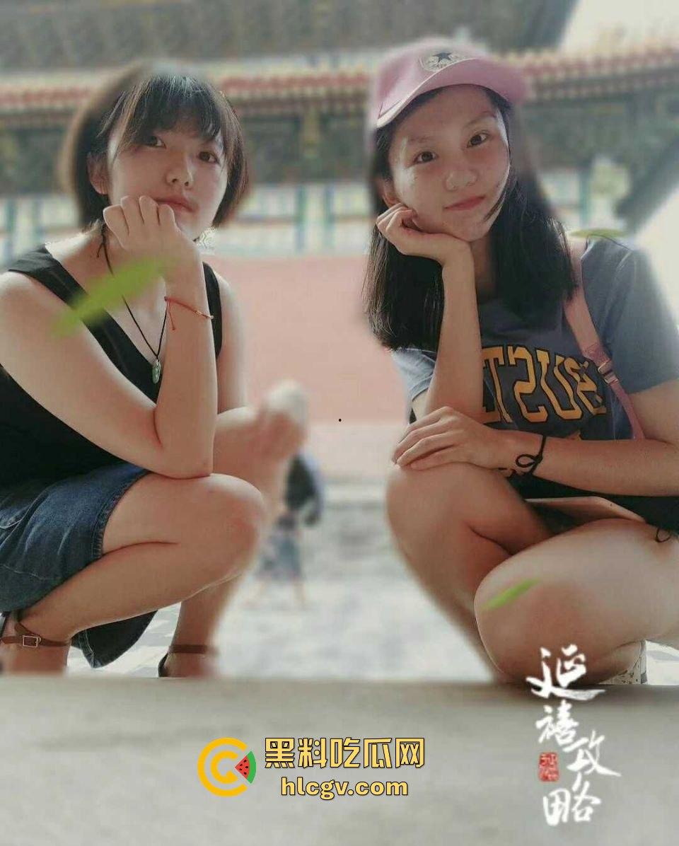 百度云惊现情侣口交后入泄密视频！清纯情侣私下骚得不行，展露隐藏的风骚一面！  第4张