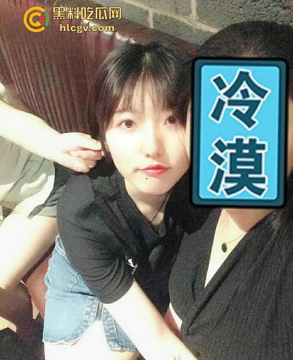 百度云惊现情侣口交后入泄密视频！清纯情侣私下骚得不行，展露隐藏的风骚一面！  第5张