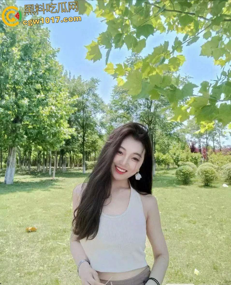 湖北贸易公司新员工【邓婉清】,刚毕业的大学生,与公司老板偷情,一顿口交舌舔搞得老板兽欲大发! 第1张 湖北贸易公司新员工【邓婉清】,刚毕业的大学生,与公司老板偷情,一顿口交舌舔搞得老板兽欲大发! 第1张