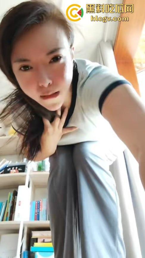 甘肃抖音网红重口熟女『小姨子驾到』,肉体奉献全程高能,福利视频玩到白浆四溢,浪叫声听了就顶不住! 第3张 甘肃抖音网红重口熟女『小姨子驾到』,肉体奉献全程高能,福利视频玩到白浆四溢,浪叫声听了就顶不住! 第3张