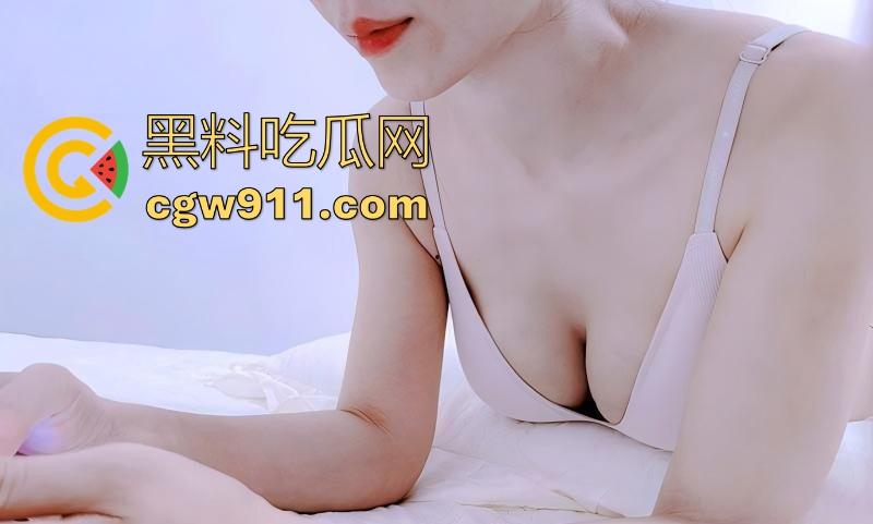 嫂子洗完澡后排卵发情,疯狂求操浓精内射,全程浪叫骚话超多,没多久就缴械了! 第6张 嫂子洗完澡后排卵发情,疯狂求操浓精内射,全程浪叫骚话超多,没多久就缴械了! 第6张