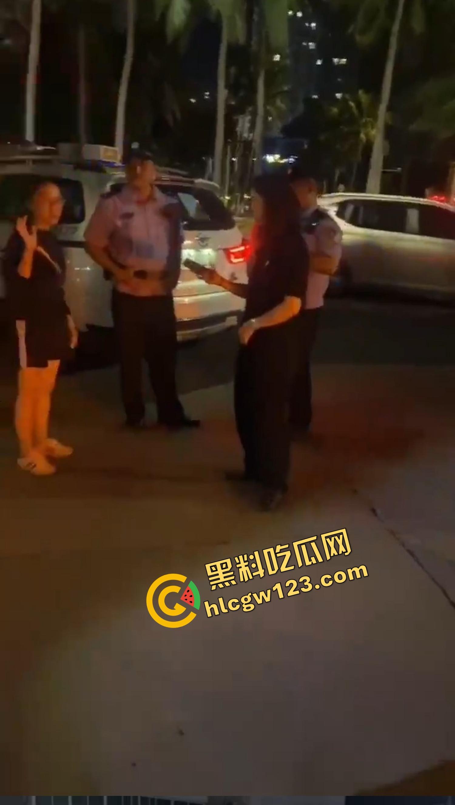 海南海口宝马车拖行小猫致死，群众当街怒吼追车，司机被围送派出所,这是碾压良知！  第6张