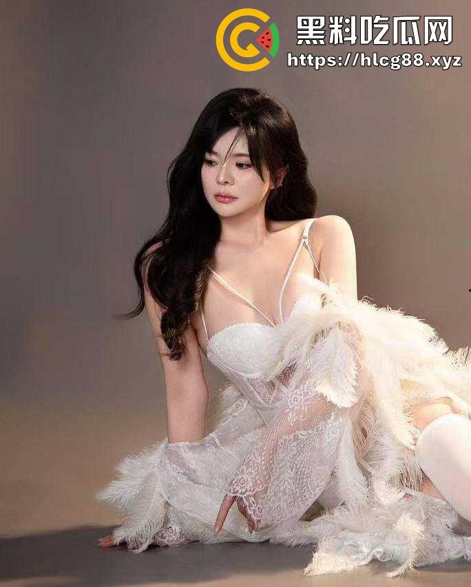 广东37岁【韩雨伶】黑丝调教伺候金主,粉逼熟女勾得爷们儿钱包大出血 独家曝光! 第7张 广东37岁【韩雨伶】黑丝调教伺候金主,粉逼熟女勾得爷们儿钱包大出血 独家曝光! 第7张