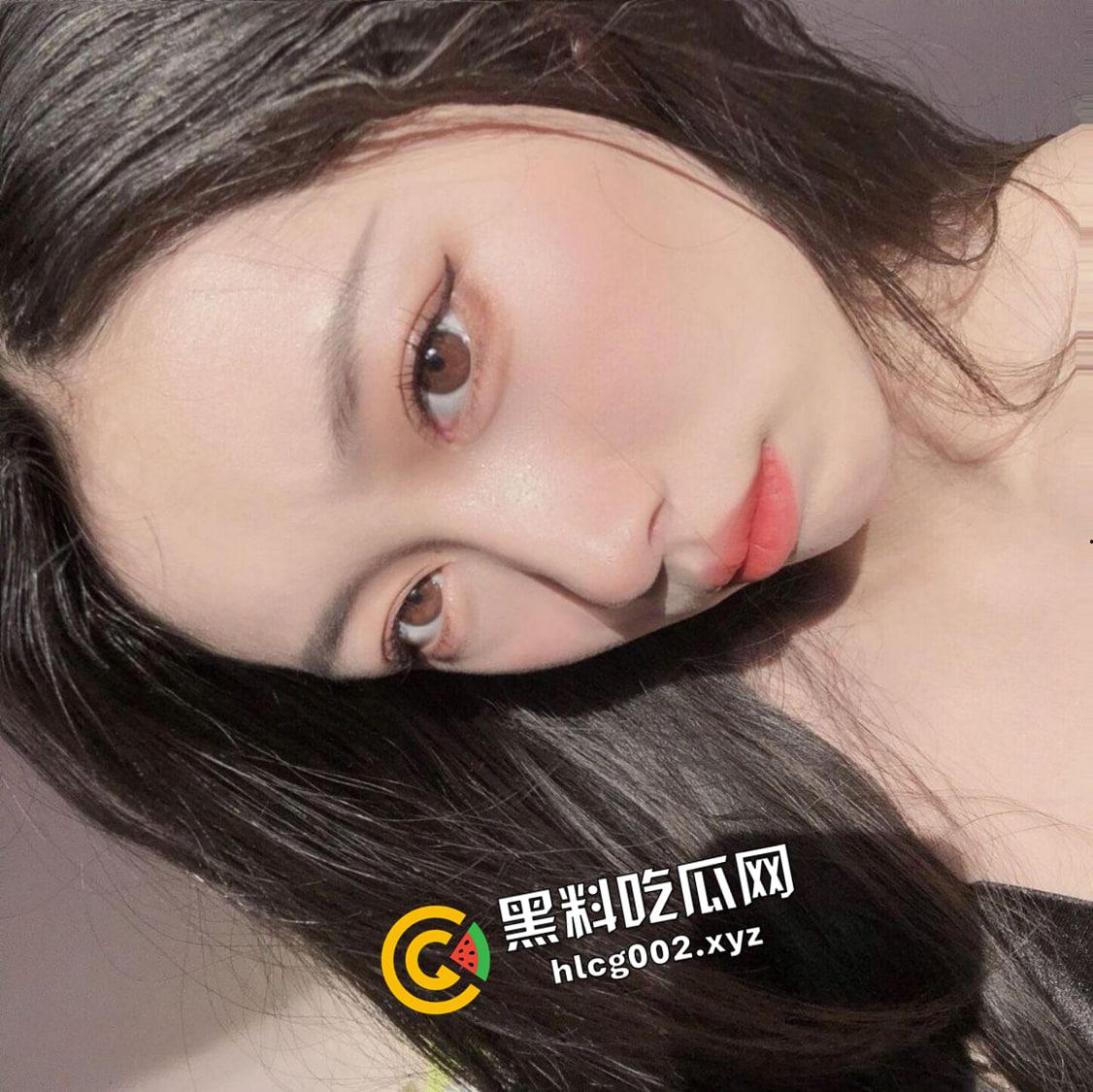 江苏大学反差婊 校外兼职的艺术生母狗 美鲍鱼一线天 巨乳挺拔 逼都要被富二代扣烂了  第4张