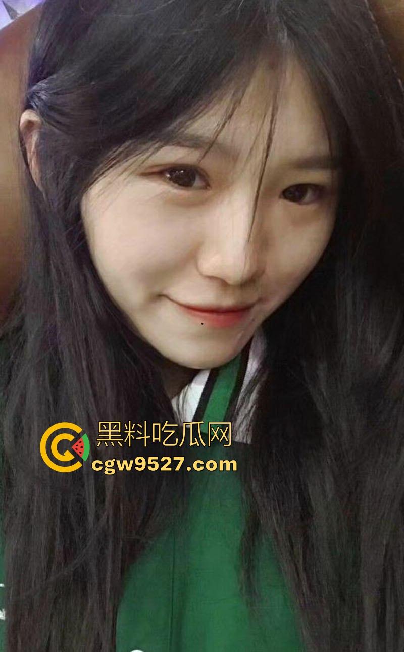 广西工商职业学院【陈星语】分手后私密视频被前男友泄露，露脸性爱，曲线曼妙眼神魅惑，翘臀求操！  第2张