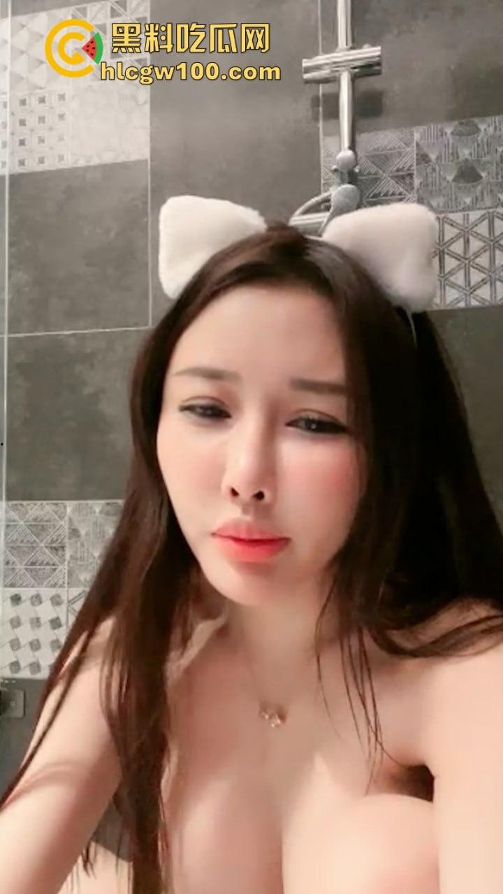 极品身材女神【云小禾】高颜值白虎肥臀反差婊 道具自慰逼脸同框 直播收费房大秀 表情骚到没边  第9张