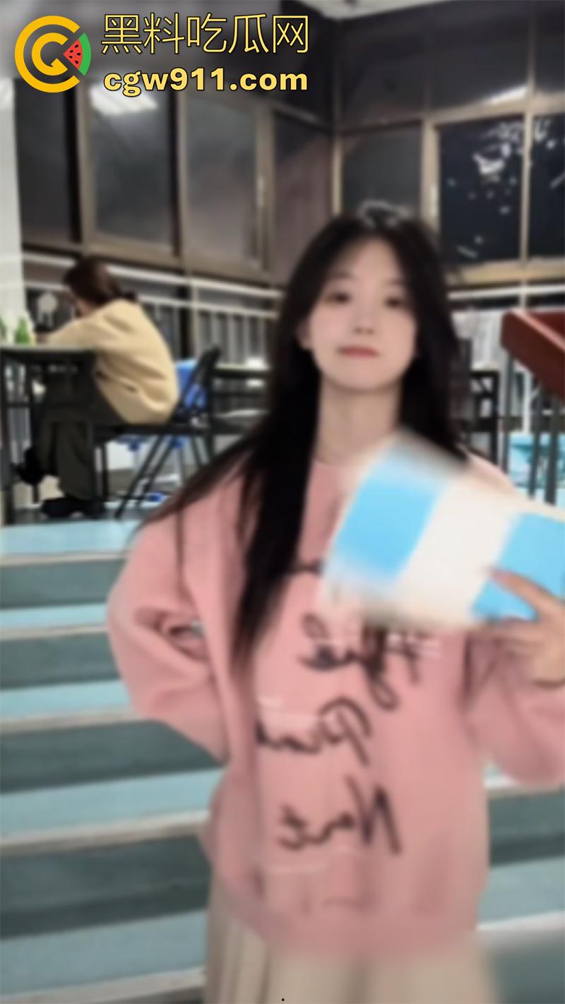 全网都在求的抖音网红【一个板栗栗】，真名司淑琪，高颜值清纯嫩妹，被金主曝光做爱视频流出！  第5张