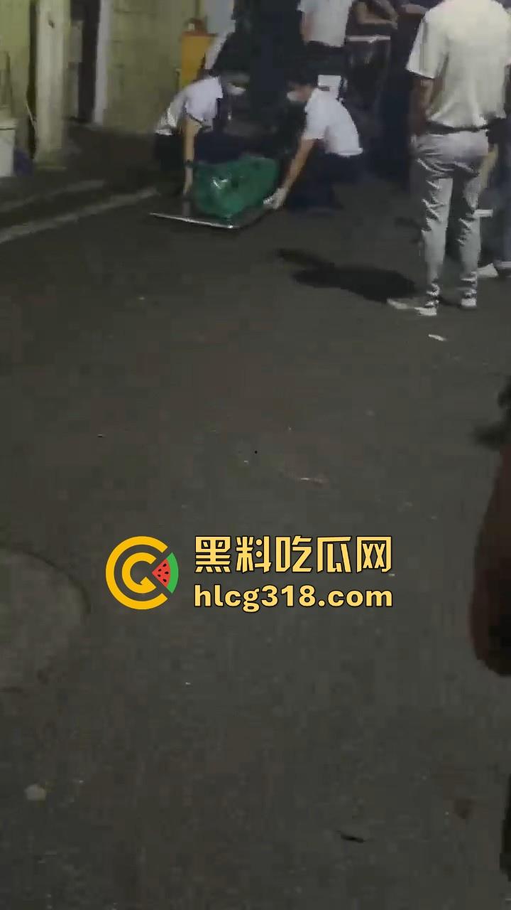 湖南长沙肌肉猛男操死站街女!现场已被警察封锁现场 这得多猛啊能把人操死! 第9张 湖南长沙肌肉猛男操死站街女!现场已被警察封锁现场 这得多猛啊能把人操死! 第9张