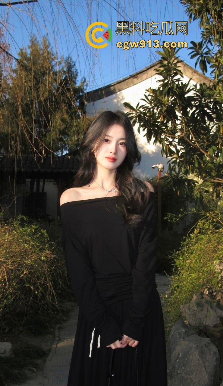 美容院内部培训视频曝光!小穴私密按摩手法演示,轻轻几下便让学员高潮,瓜友们可以来学一下! 第2张 美容院内部培训视频曝光!小穴私密按摩手法演示,轻轻几下便让学员高潮,瓜友们可以来学一下! 第2张