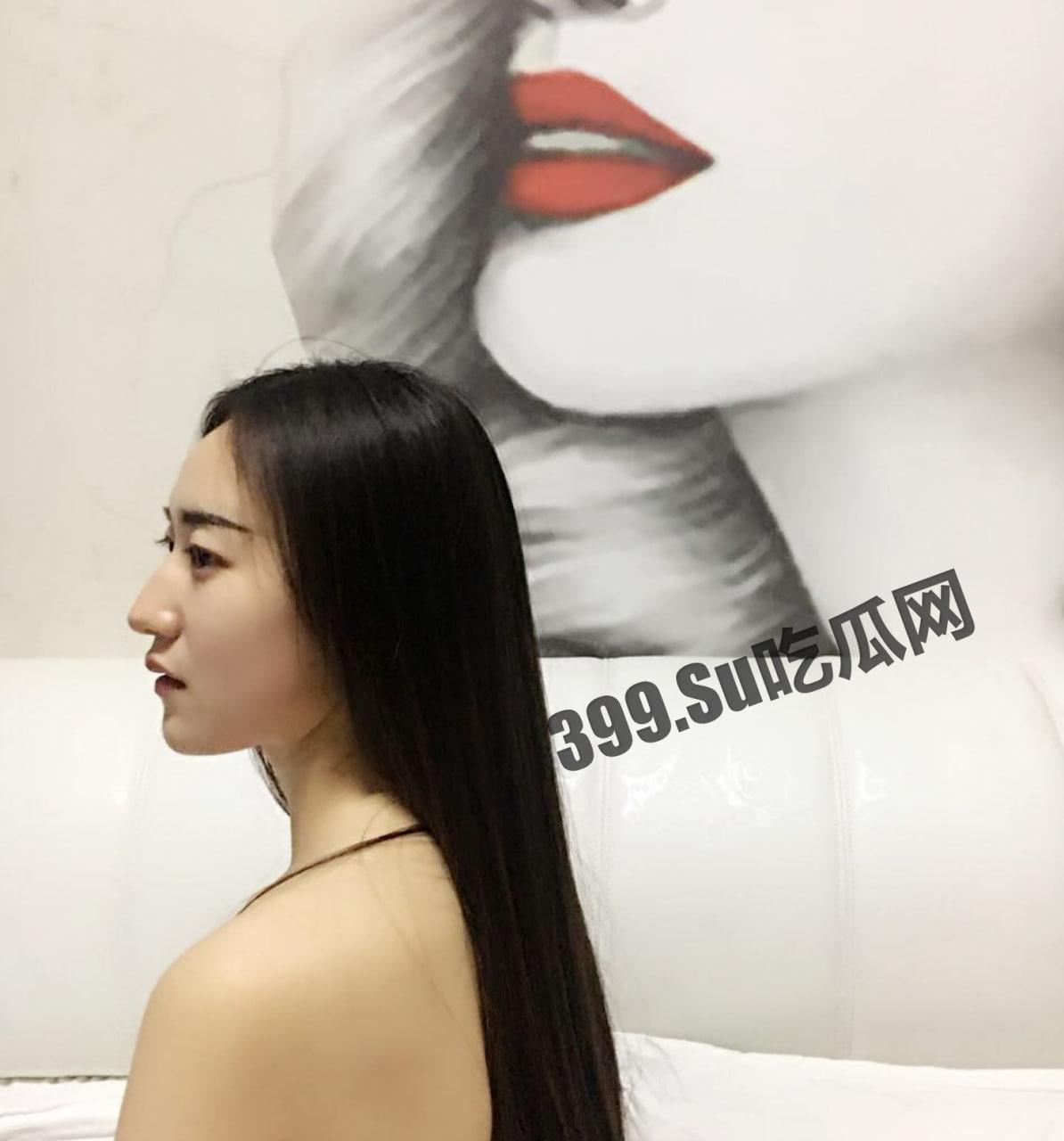 推特 高颜长腿网红 女友潇 啪啪福利甄选 边旅游边爱爱 火车户外浴缸酒店都是战场  第2张