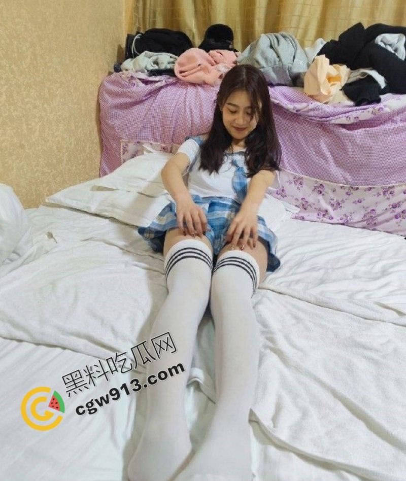 郑州大四校花【周晓晓】的肉欲沉沦：实习期间沦为领导的玩物，身穿情趣装，骚穴被爆操，沦为肉便器  第7张