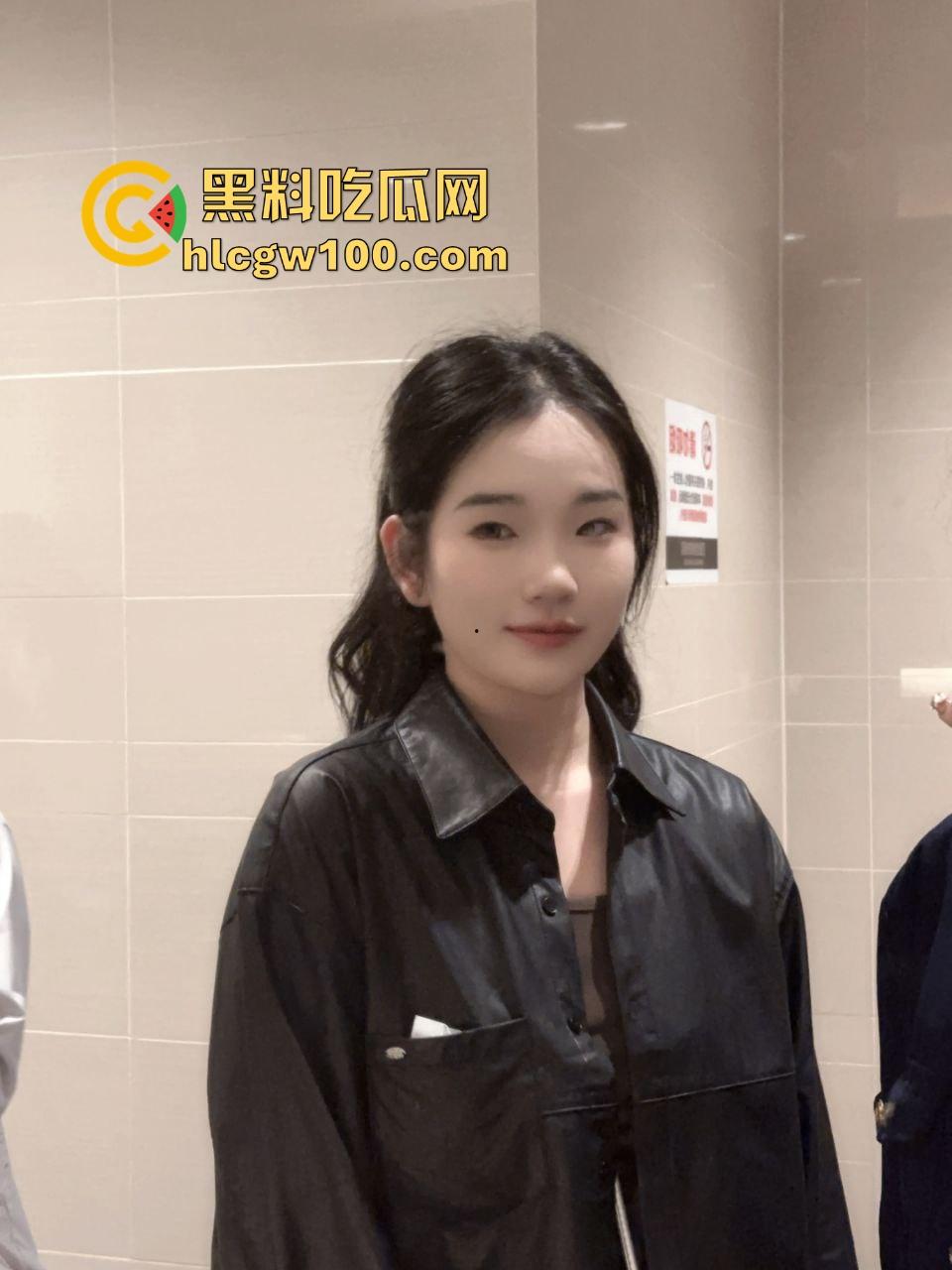 宜春学院法学骚母狗【彭云颢】丰乳肥臀百人斩，天天裸聊钓男大，玩转采阳补阴，骚穴永远不饱！  第8张