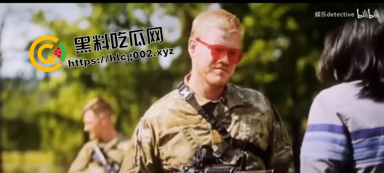 外网爆火！电影内战中的枪毙香港人名场面 国内绝对不能放的删减片段 欣赏老美的意淫  第2张