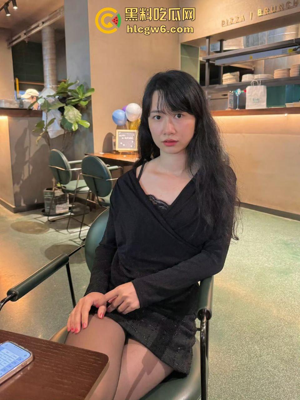 广东反差真实美艳少妇【林嘉玲】性感丝袜和高跟鞋,吕布来了都得射完再走 第6张 广东反差真实美艳少妇【林嘉玲】性感丝袜和高跟鞋,吕布来了都得射完再走 第6张