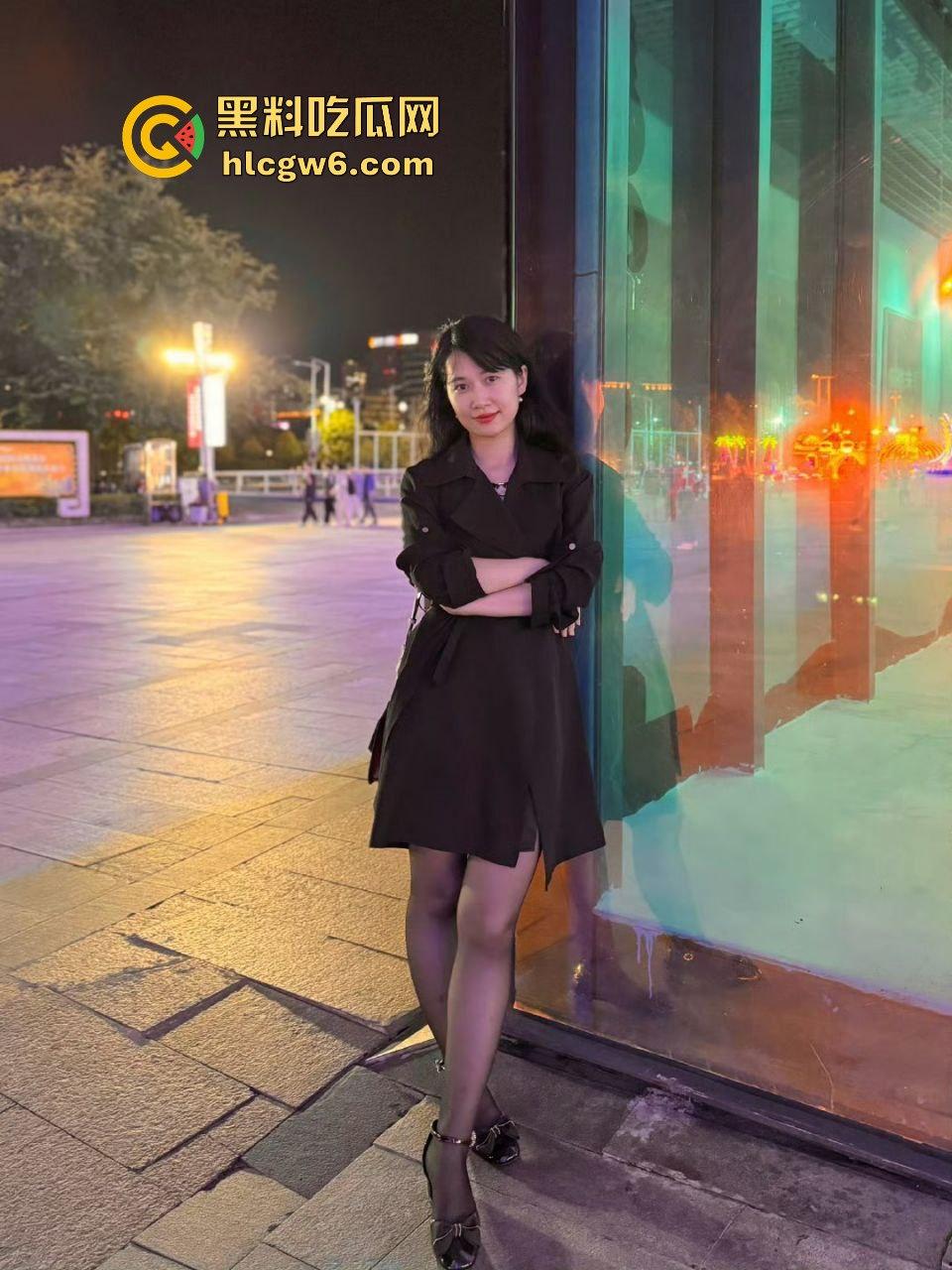 广东反差真实美艳少妇【林嘉玲】性感丝袜和高跟鞋,吕布来了都得射完再走 第13张 广东反差真实美艳少妇【林嘉玲】性感丝袜和高跟鞋,吕布来了都得射完再走 第13张