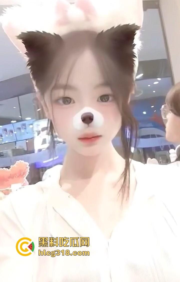 山西清纯学生妹【徐玮怡】约炮视频曝光，性瘾反差妹喜欢背着男友聊骚偷人，纯纯的骚母狗一枚。  第4张