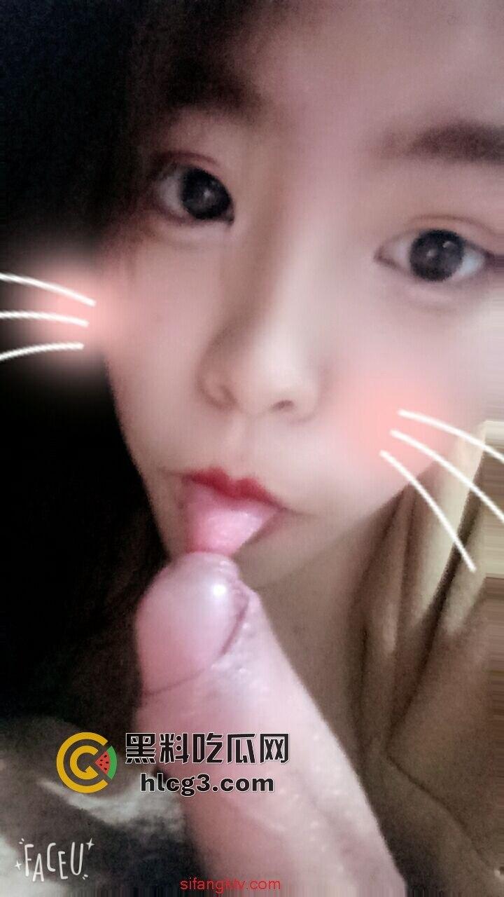 山东大学文静眼镜女大生云盘泄密！性感日常性爱自拍曝光，全程高能！  第5张