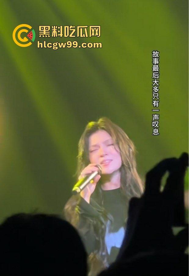 750万粉丝网红『李雨菲 』惊天爆料,舅舅新年祝福引发噩梦 回忆童年被猥亵细节全网炸裂! 第18张 750万粉丝网红『李雨菲 』惊天爆料,舅舅新年祝福引发噩梦 回忆童年被猥亵细节全网炸裂! 第18张