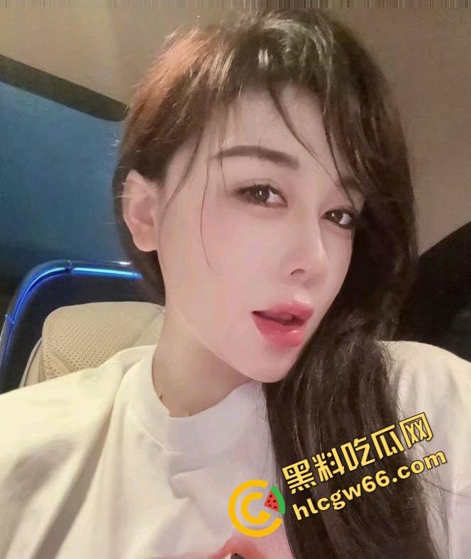 人妻人设崩塌,抖音大奶网红【大诗瑶】被爆操视频流出,露脸喊射我骚穴里,金主干到内射狂喷! 第2张 人妻人设崩塌,抖音大奶网红【大诗瑶】被爆操视频流出,露脸喊射我骚穴里,金主干到内射狂喷! 第2张