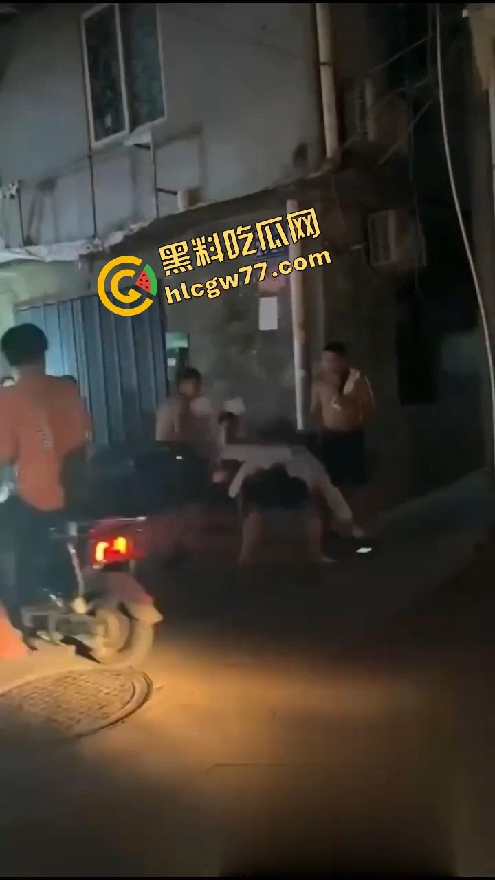 群友嫖完不给钱专挑奶子大的玩 160日了爽翻还想跑路？你当自己是啥 开完坦克还想跑！  第9张