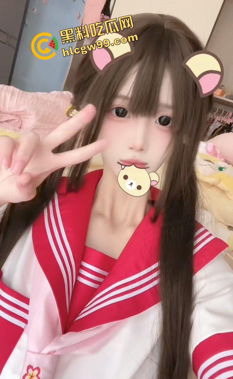 抖音极品清纯双马尾反差嫩妹『给时间一点时间』跪地口交金主爸爸，激烈女上独家曝光流出！  第3张