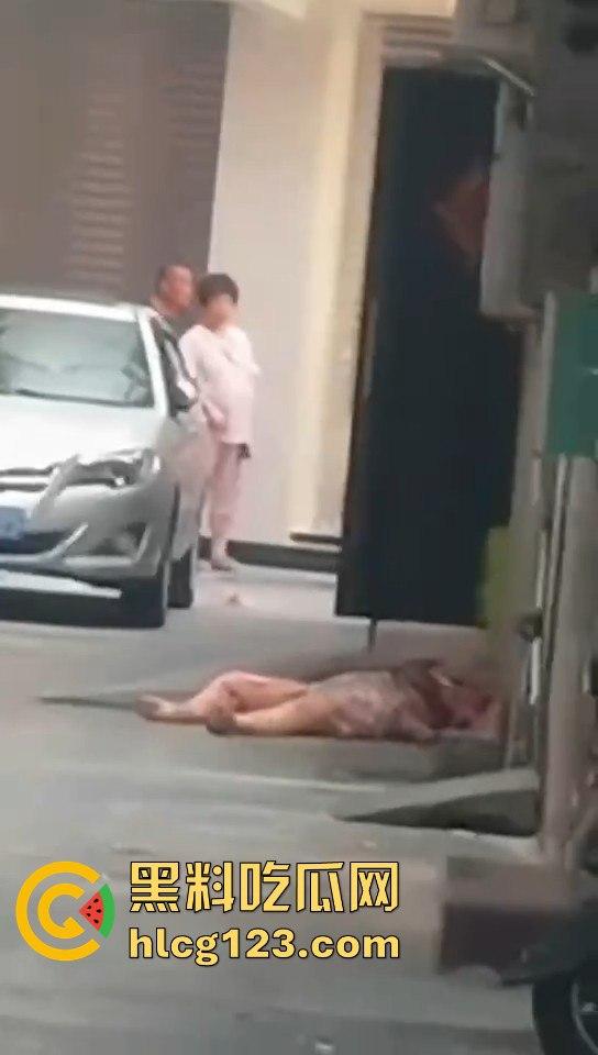 汕头体校外卖小哥爆猛料!老校区附近竟然发生灭门惨案,男子手起刀落,连老婆女儿都不放过! 第4张 汕头体校外卖小哥爆猛料!老校区附近竟然发生灭门惨案,男子手起刀落,连老婆女儿都不放过! 第4张