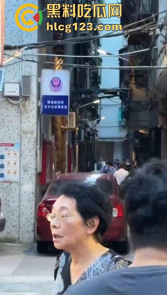 汕头体校外卖小哥爆猛料!老校区附近竟然发生灭门惨案,男子手起刀落,连老婆女儿都不放过! 第6张 汕头体校外卖小哥爆猛料!老校区附近竟然发生灭门惨案,男子手起刀落,连老婆女儿都不放过! 第6张