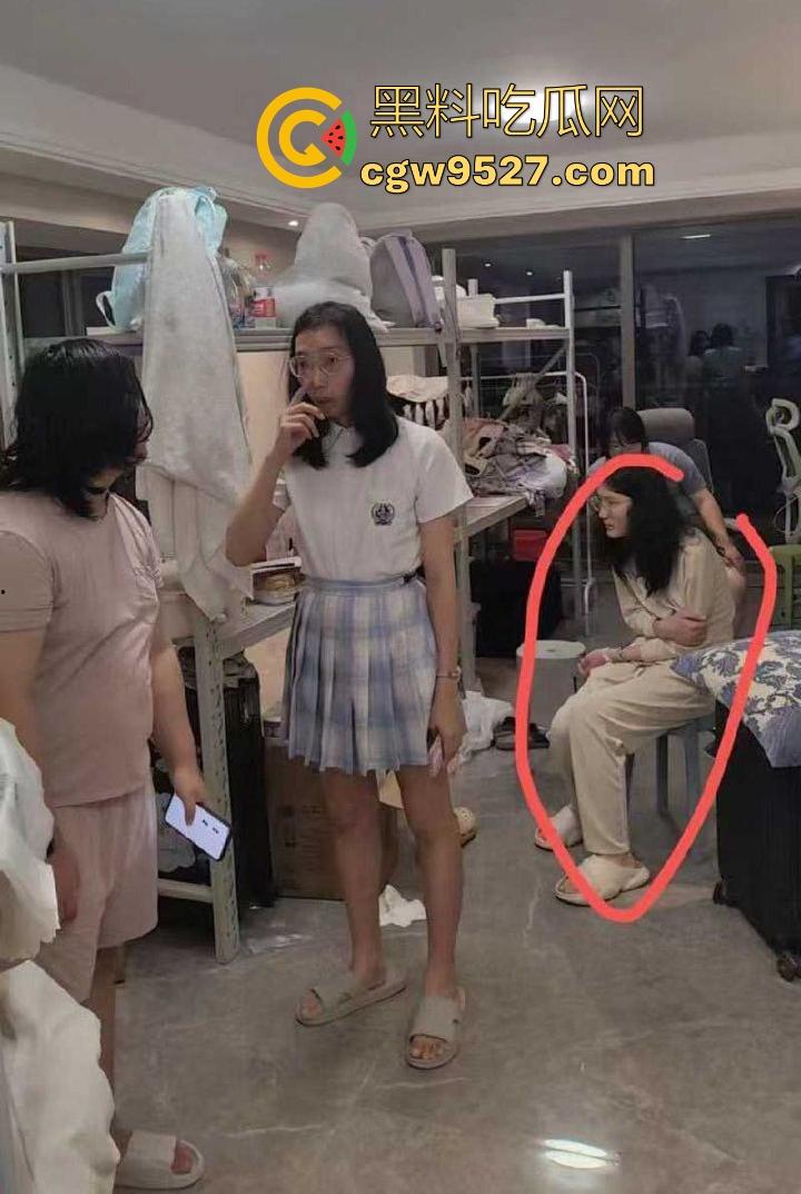 武汉多地小区爆发房东联合排斥人妖事件,他们聚众开淫趴组织自残 流转武汉各小区遭受各区联合排斥! 第6张 武汉多地小区爆发房东联合排斥人妖事件,他们聚众开淫趴组织自残 流转武汉各小区遭受各区联合排斥! 第6张