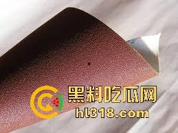 不是哥们对自己这么狠的吗？直接叫巨乳美女上砂纸帮你撸管，血都磨出来了，真当自己的是铁棒呀！  第2张