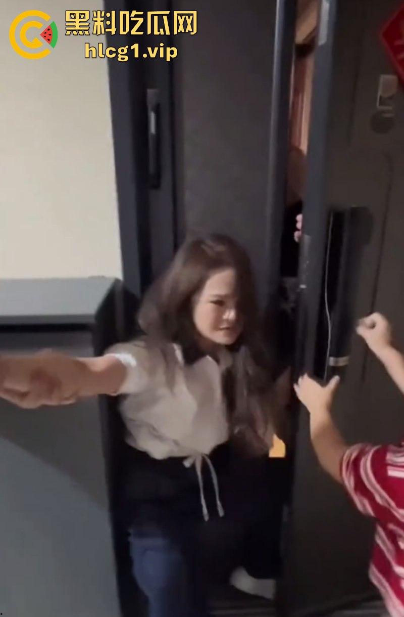 离完婚就不能见小孩?江苏泰州女子回家看小孩遭公公拳打脚踢! 第12张 离完婚就不能见小孩?江苏泰州女子回家看小孩遭公公拳打脚踢! 第12张