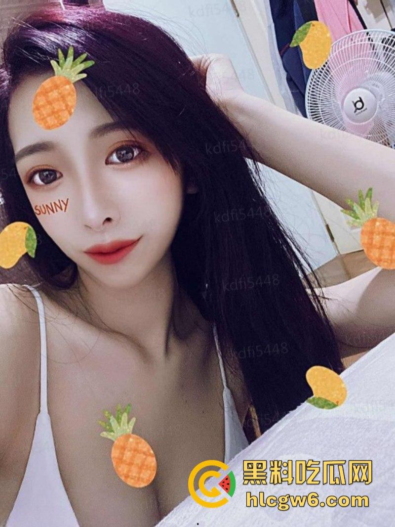 极品兔牙女大学生【杨萌】直播发骚 岔腿直播露奶露逼 被录屏指证后说自己有第二人格! 第4张 极品兔牙女大学生【杨萌】直播发骚 岔腿直播露奶露逼 被录屏指证后说自己有第二人格! 第4张