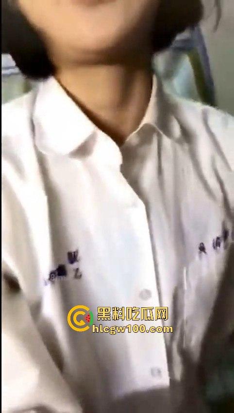 台湾工商学院大一学妹【蒋瑶】大量淫照视频流出，勾搭网友的淫荡小母狗，推荐校园系列！！  第9张