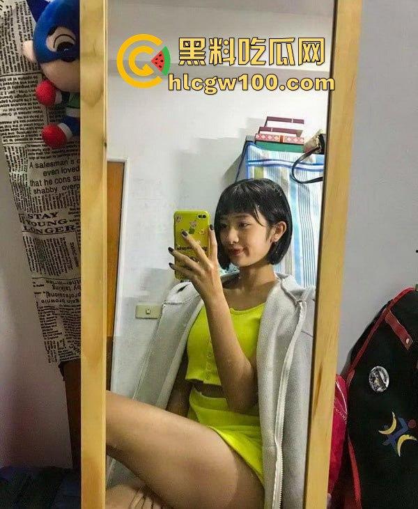 台湾工商学院大一学妹【蒋瑶】大量淫照视频流出，勾搭网友的淫荡小母狗，推荐校园系列！！  第10张