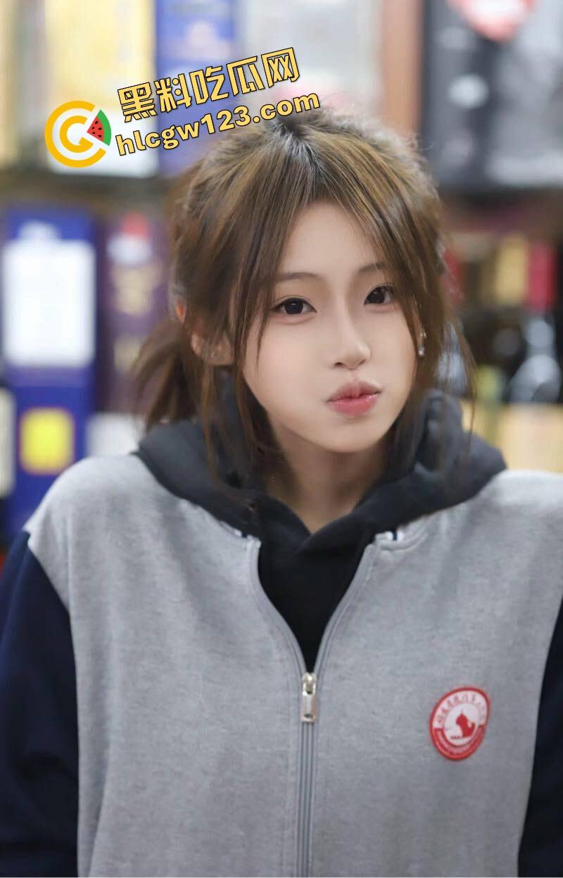 福建厦门二中学妹【徐彩婷】怀孕丑闻席卷全网，学生妹被操怀孕，男友不负责却曝光同居啪啪视频，骚母狗一只！  第1张