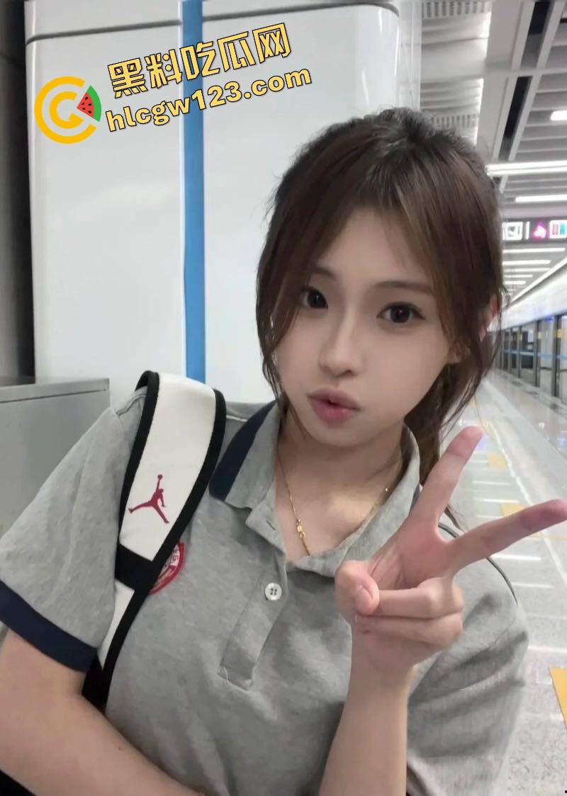 福建厦门二中学妹【徐彩婷】怀孕丑闻席卷全网，学生妹被操怀孕，男友不负责却曝光同居啪啪视频，骚母狗一只！  第4张