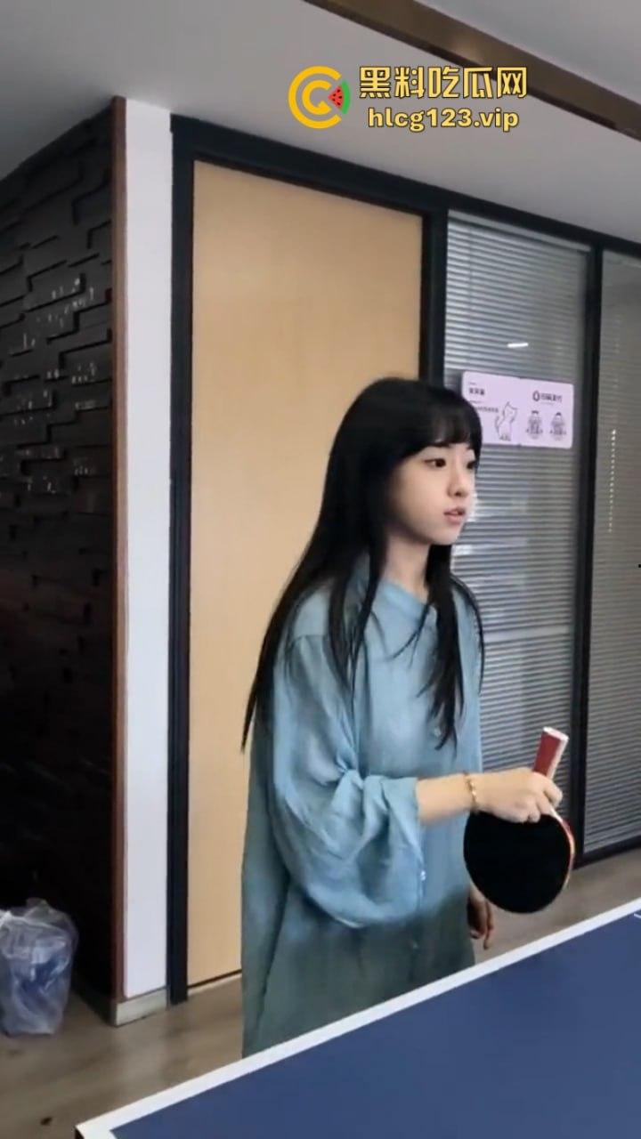 万物皆是媛!又来个台球媛 美女真空打台球打乒乓球挥洒香汗奶头凸凸 第17张 万物皆是媛!又来个台球媛 美女真空打台球打乒乓球挥洒香汗奶头凸凸 第17张