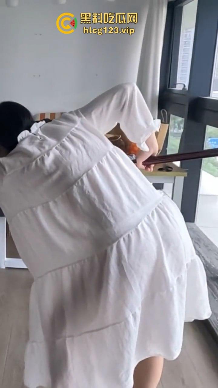 万物皆是媛!又来个台球媛 美女真空打台球打乒乓球挥洒香汗奶头凸凸 第19张 万物皆是媛!又来个台球媛 美女真空打台球打乒乓球挥洒香汗奶头凸凸 第19张