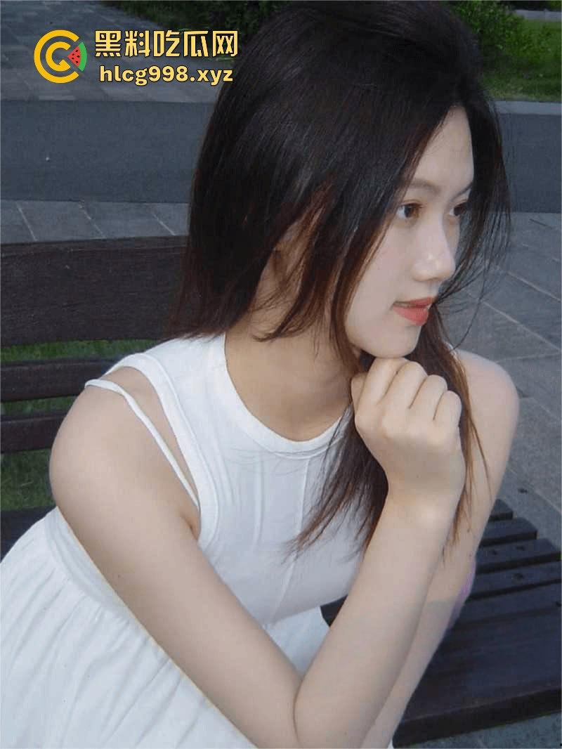 上海极品幼师『李师师』蒙眼被操爽到失禁！前男友爆不雅视频，情趣内衣加持被干得腿软逼湿！  第2张