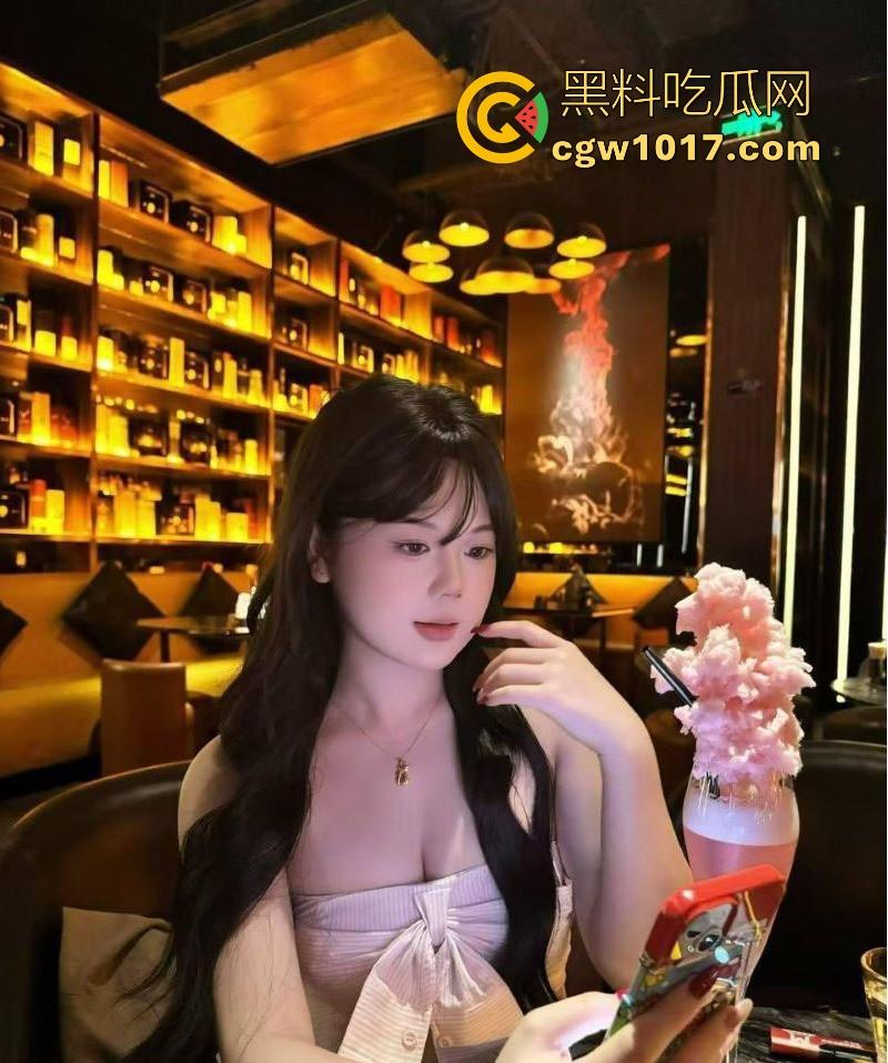 积目约炮湖南超骚小母狗,逼痒难耐寻求爸爸调教,刚到酒店就裸聊扣骚穴勾引,这不操他真是天理难容啊! 第2张 积目约炮湖南超骚小母狗,逼痒难耐寻求爸爸调教,刚到酒店就裸聊扣骚穴勾引,这不操他真是天理难容啊! 第2张