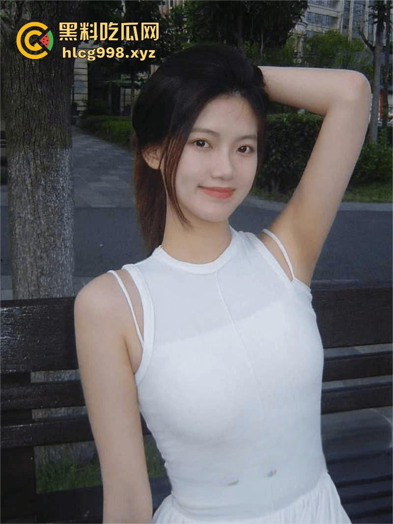 上海极品幼师『李师师』蒙眼被操爽到失禁！前男友爆不雅视频，情趣内衣加持被干得腿软逼湿！  第4张