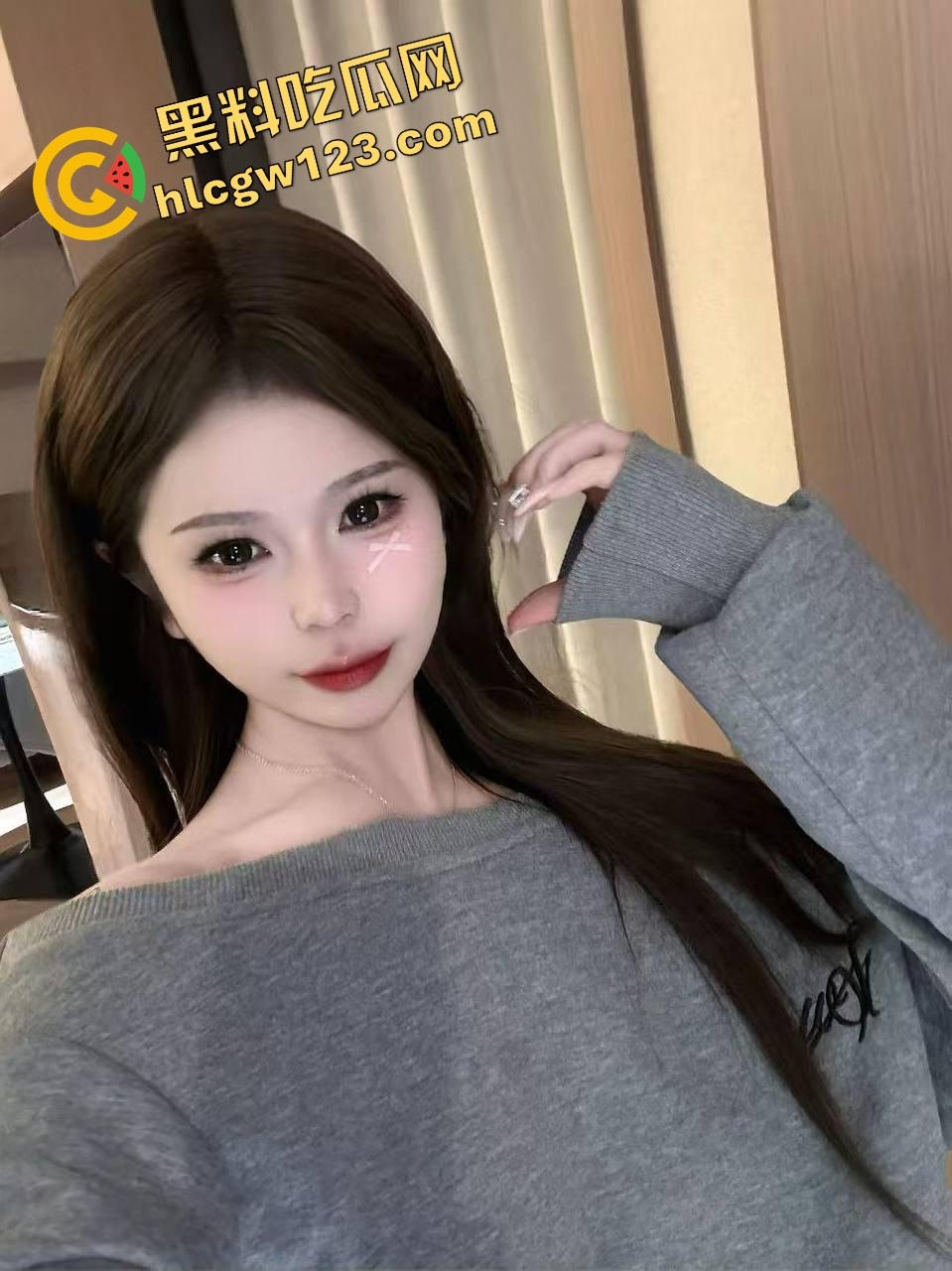 史上最抽象比赛诞生，击奶大赛惊现大奶互扇局人肉弹道学，大奶互抽啪啪响到底谁赢？先被打奶抽哭吗？  第2张