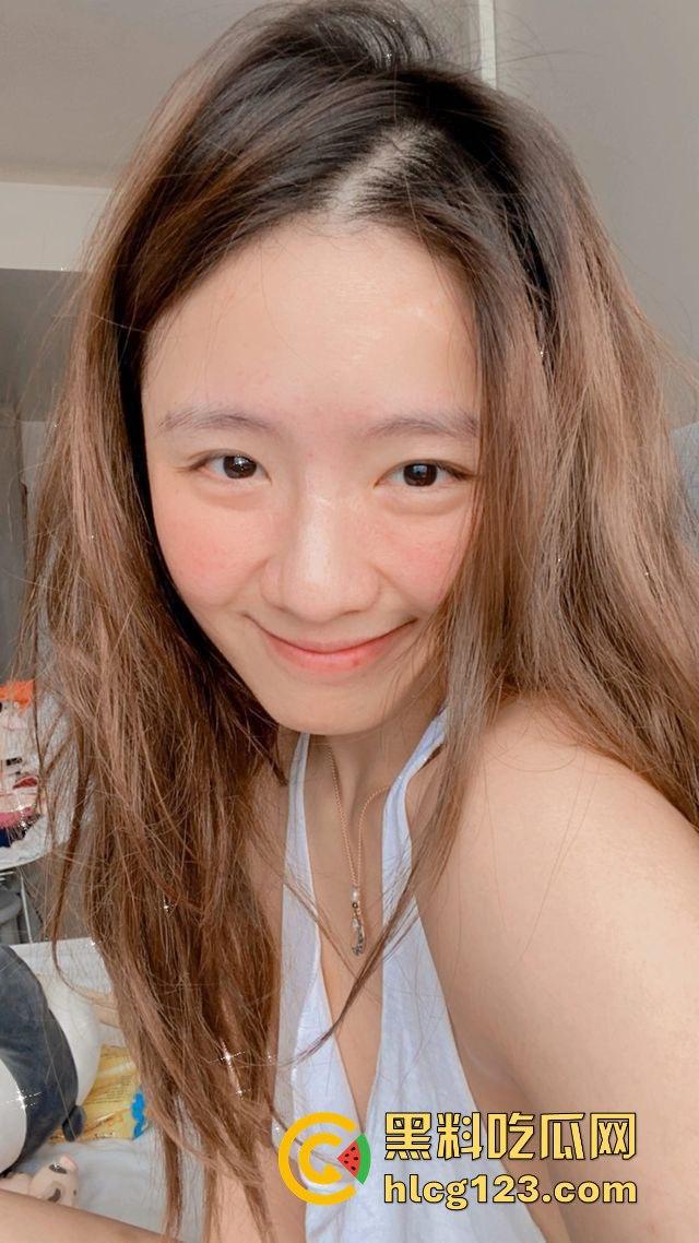 TikTok网红模特私拍流出！这颜值差距堪比换头术，男友干得热火朝天！  第1张