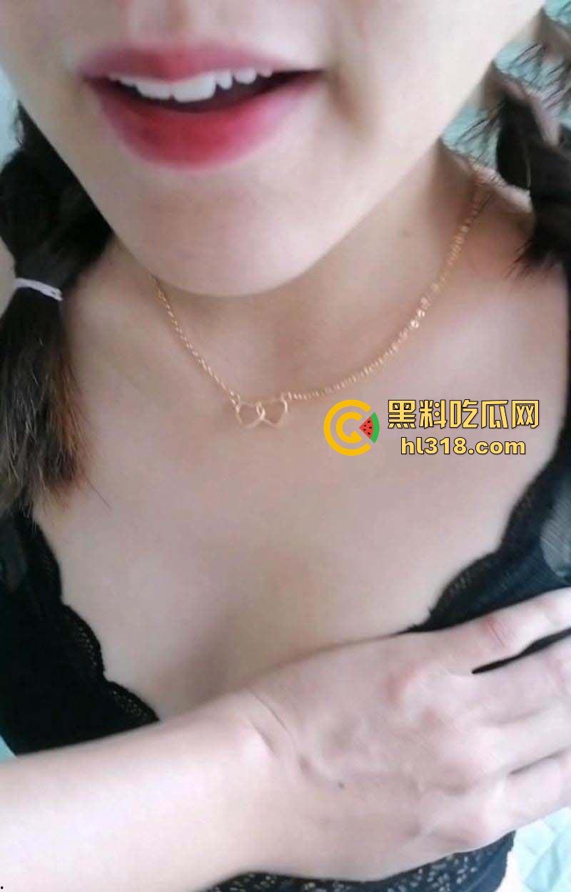 海角乱伦，把大嫂开发的越来越骚了，时刻都都逼痒，家人刚走就发情色诱勾引，真是饥渴！  第5张