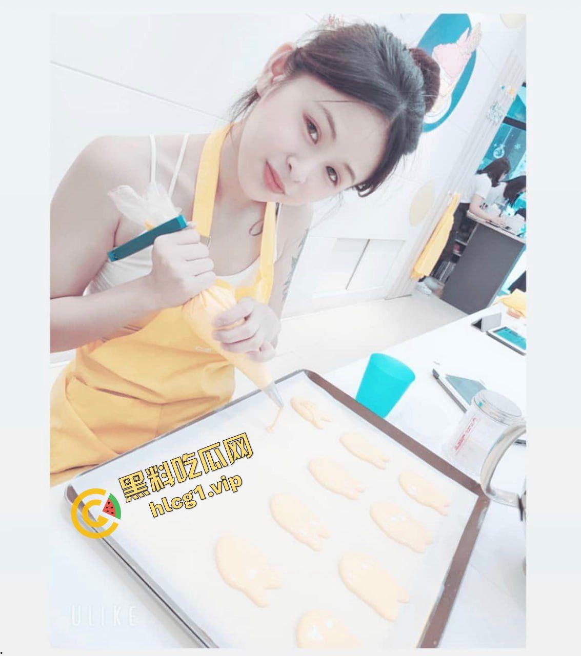 洛阳理工大学极品骚婊子『冯佩莹』尤物小炮台 粉逼贱脸 极致反差！  第1张