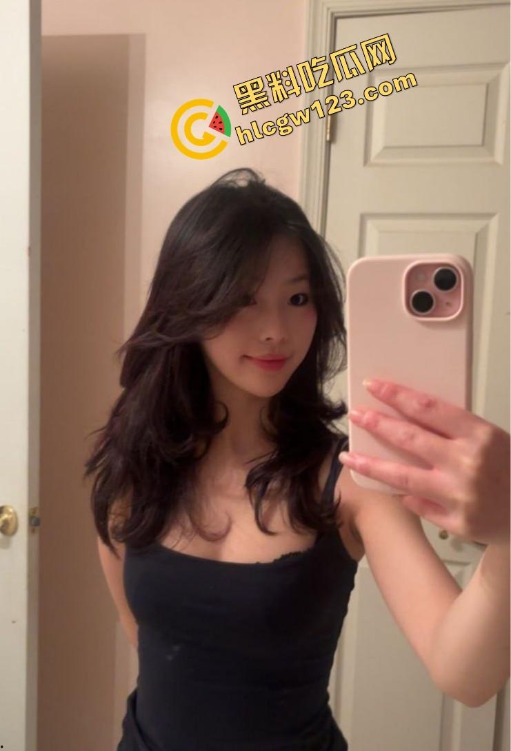 仙女撤退不带走一片云彩，丝袜满地开花，蟑螂拖家带口，这是租房？还是考古挖掘人类退化遗迹？  第2张