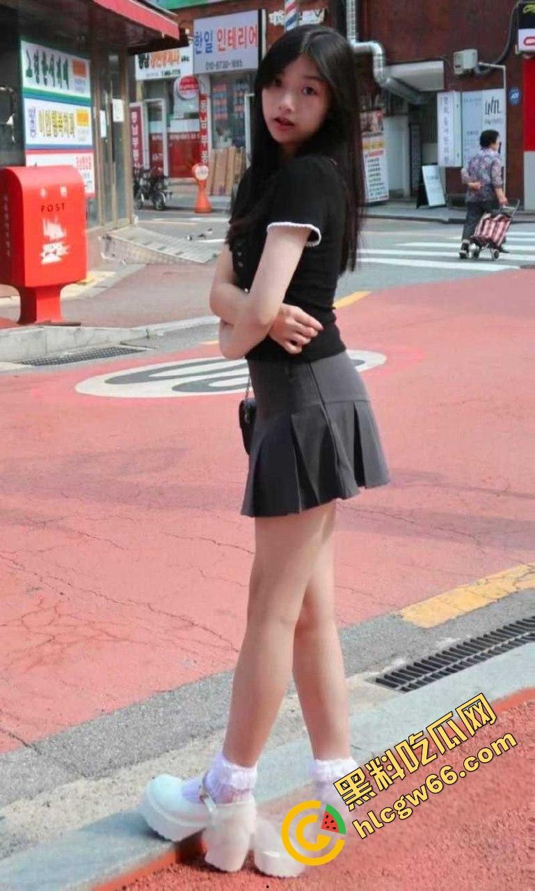 深职院极品绿茶【曾静汶】淫片流出！背地里玩群插回家搞前任，被操到翻白眼全程被拍摄留档！  第8张